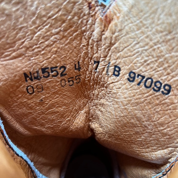 Lucchese Vintage  Floral Embroidered Cream Boots Size 7 - Picture 7 of 10